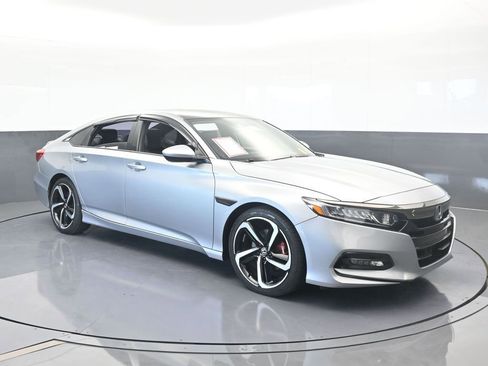 Used 2019 Honda Accord Sport image 8