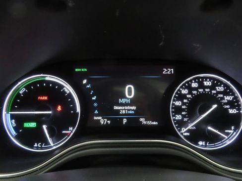 Used 2021 Toyota Avalon XLE w/ Moonroof Package FWD image 20