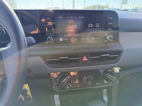 Used 2024 Kia Seltos LX image 9