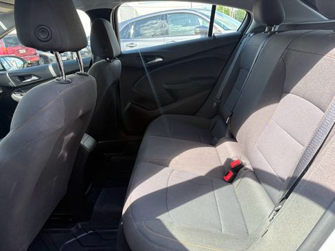 Used 2019 Chevrolet Cruze LS w/ LS Convenience Package FWD image 23