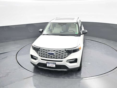 Used 2021 Ford Explorer Platinum w/ Equipment Group 601A image 29
