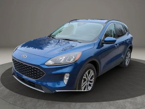 Used 2022 Ford Escape SEL w/ Technology Package AWD/4WD image 1
