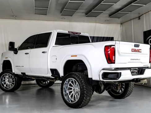 Used 2022 GMC Sierra 2500 Denali w/ Denali Ultimate Package AWD/4WD image 10