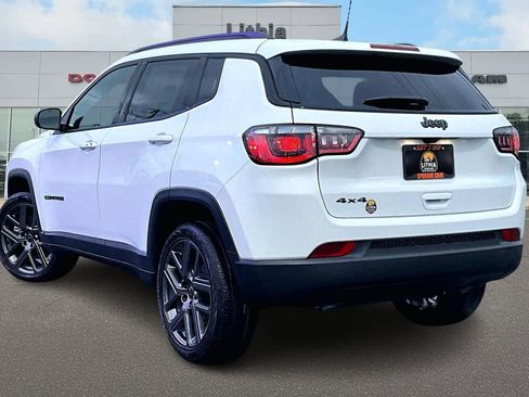 New 2026 Jeep Compass Latitude image 4