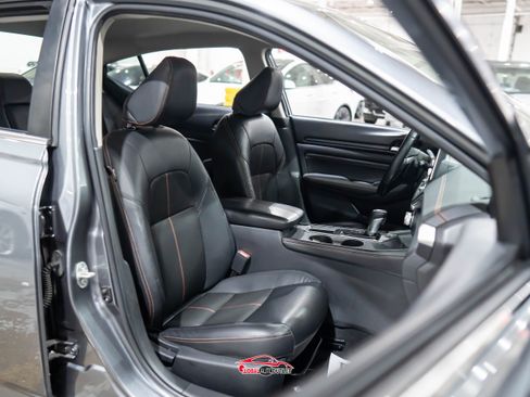 Used 2020 Nissan Altima 2.5 SR image 16