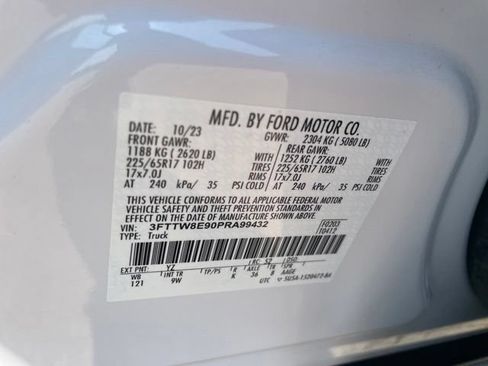 Used 2023 Ford Maverick XL FWD image 18