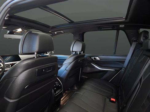 Used 2020 BMW X5 xDrive40i w/ Premium Enhanced Package image 32