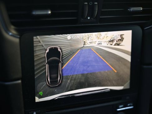 Certified 2019 Porsche 911 Carrera 4S image 33