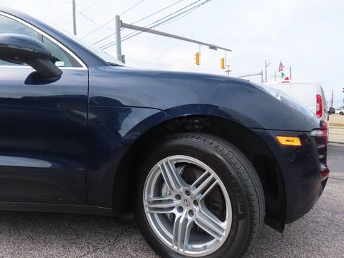 Used 2017 Porsche Macan S AWD/4WD image 22