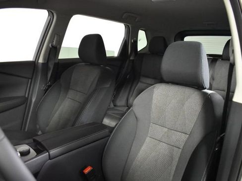 New 2026 Nissan Rogue SV AWD/4WD image 10