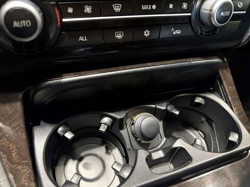 Used 2011 BMW 528i Sedan RWD image 28