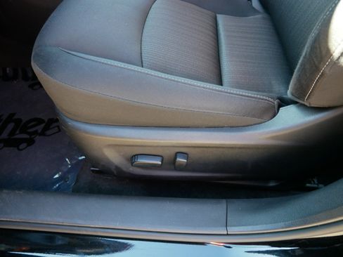 Used 2024 Nissan Altima 2.5 SV image 25