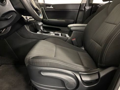 Used 2020 Kia Sportage LX FWD image 29