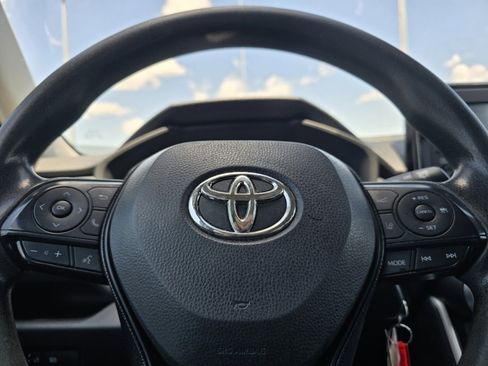Certified 2021 Toyota RAV4 LE AWD/4WD image 25