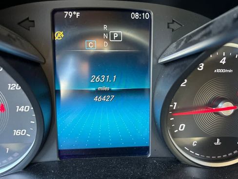 Used 2021 Mercedes-Benz GLC 300 image 7