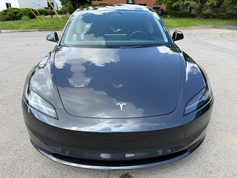 Used 2024 Tesla Model 3 Standard Range RWD image 10
