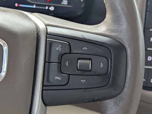 Used 2022 GMC Yukon XL Denali AWD/4WD image 19