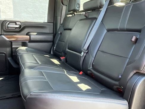 Used 2022 Chevrolet Silverado 3500 High Country w/ Technology Package AWD/4WD image 27