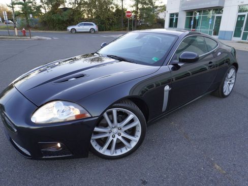 Used 2007 Jaguar XKR R image 3