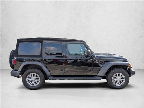 Used 2023 Jeep Wrangler Unlimited Sport AWD/4WD image 5