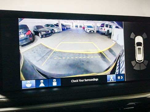 Used 2025 Acura MDX SH-AWD w/ Technology Package image 30