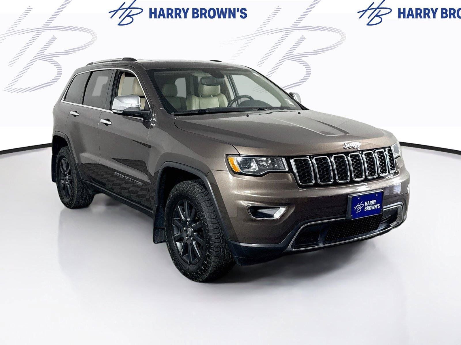 Used 2018 Jeep Grand Cherokee Limited w/ Trailer Tow Group IV AWD/4WD image 27