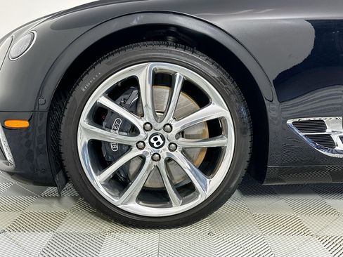Certified 2022 Bentley Continental GT image 6