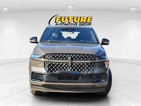 New 2025 Lincoln Navigator L Black Label image 3