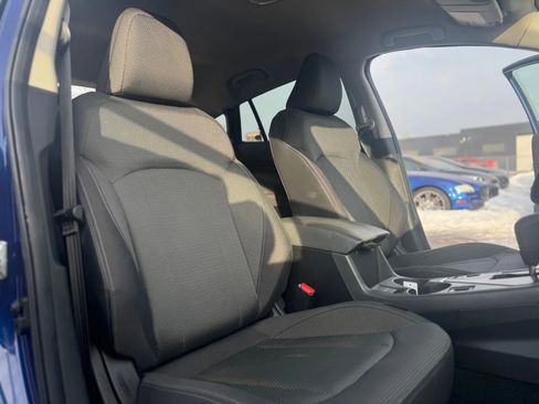 Used 2024 Subaru Crosstrek 2.0i Premium image 17