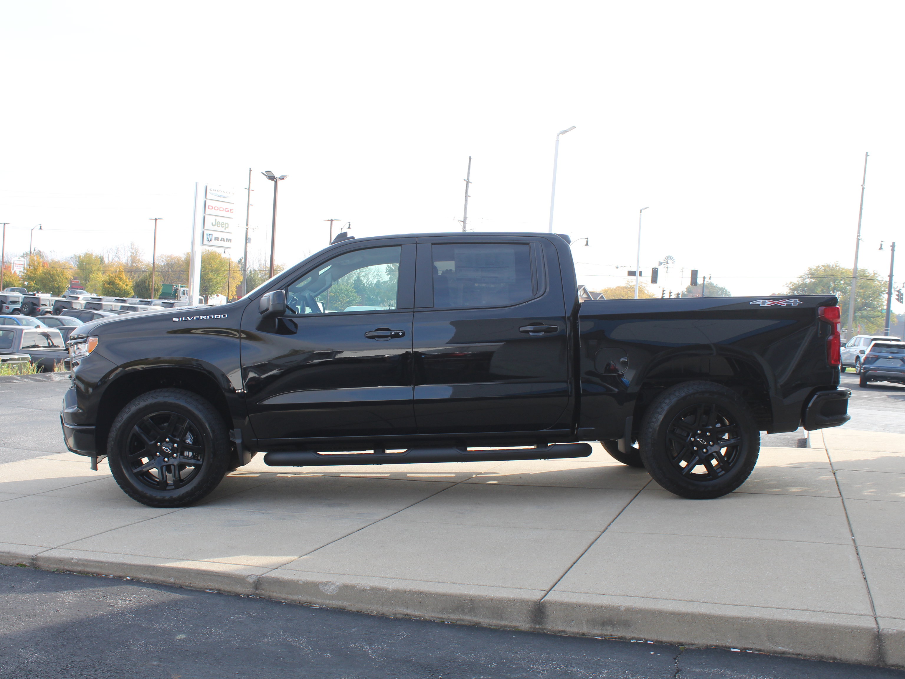 New 2026 Chevrolet Silverado 1500 RST w/ RST Select Package AWD/4WD image 8