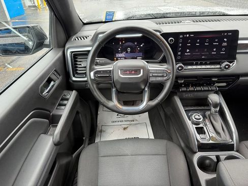 Used 2023 GMC Canyon Elevation w/ Convenience Package AWD/4WD image 9