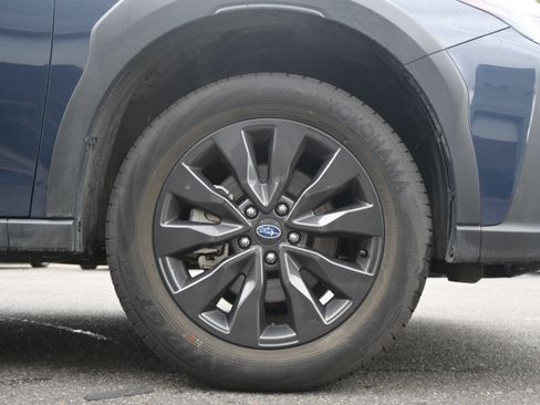 Certified 2025 Subaru Outback Onyx Edition AWD/4WD image 13
