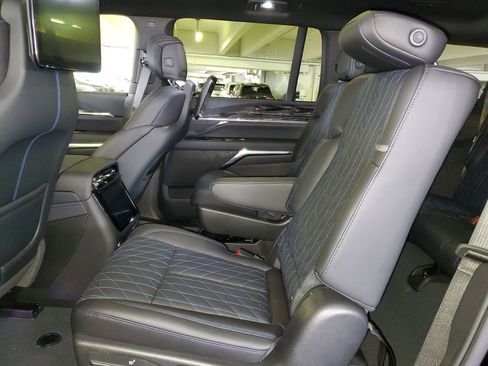 New 2026 Cadillac Escalade IQL Luxury AWD/4WD image 12