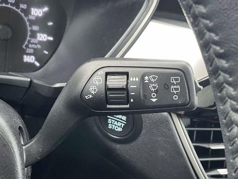 Certified 2020 Ford Escape SEL FWD image 25