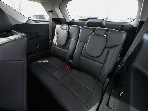 New 2026 Ford Explorer Active w/ Active Comfort Package image 21