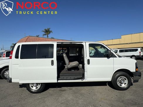 Used 2019 Chevrolet Express 3500 LT w/ LT Preferred Equipment Group image 2