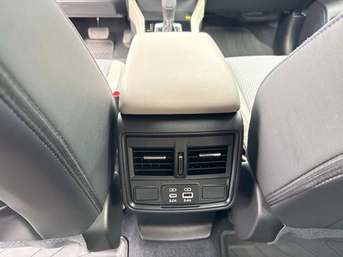 Certified 2025 Subaru Forester Premium w/ Convenience Package #1 AWD/4WD image 17