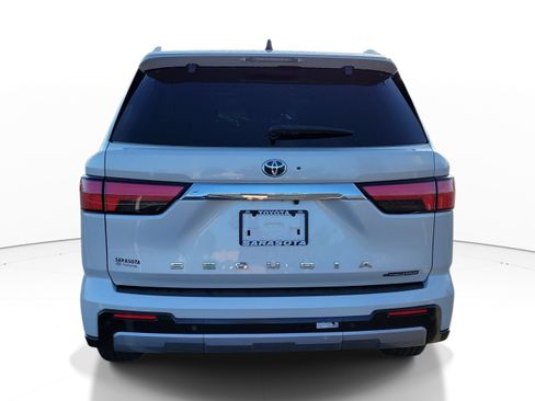 Used 2025 Toyota Sequoia Limited AWD/4WD image 5
