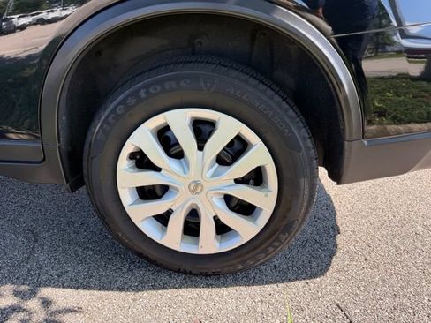 Used 2017 Nissan Rogue S AWD/4WD image 13