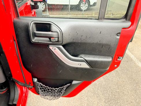 Used 2015 Jeep Wrangler Unlimited Sport w/ Quick Order Package 24S image 20