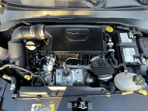 Used 2024 Jeep Compass Latitude image 25