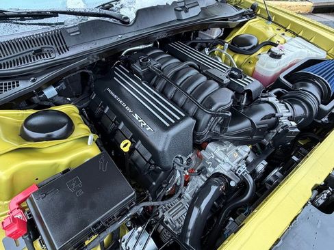 Used 2020 Dodge Challenger R/T Scat Pack w/ Dynamics Package image 17