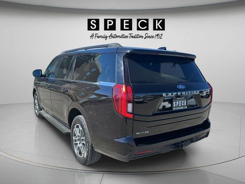 Used 2025 Ford Expedition Max Active AWD/4WD image 5