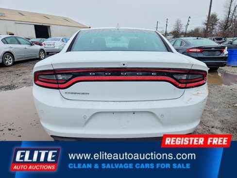 Used 2023 Dodge Charger SXT image 12