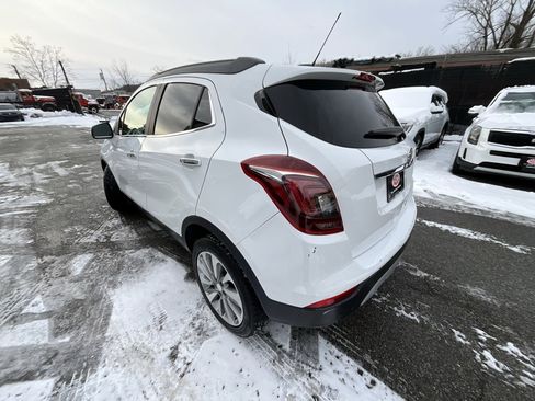Used 2019 Buick Encore Preferred image 4