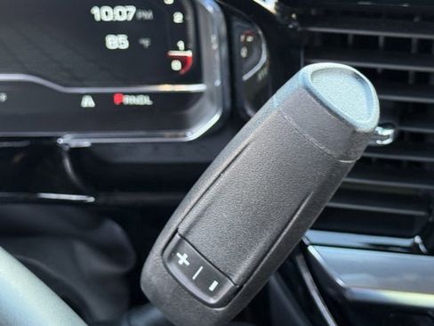 Used 2024 GMC Sierra 1500 Elevation image 21