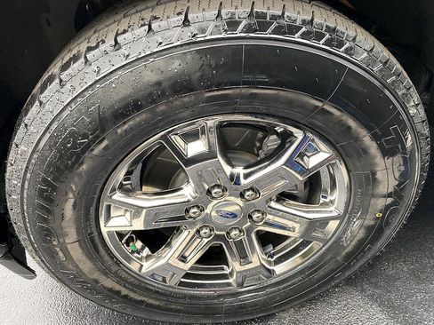 Used 2021 Ford F150 XLT w/ Equipment Group 302A High image 9