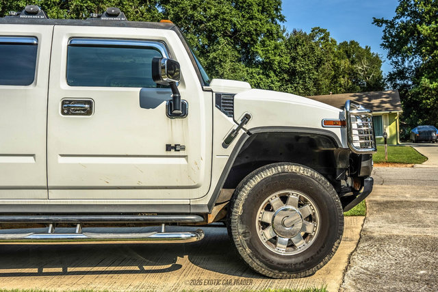 Used 2003 HUMMER H2 w/ Preferred Equipment Group AWD/4WD image 11