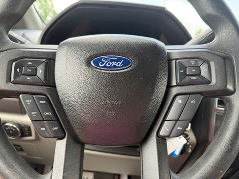Used 2017 Ford F150 XLT RWD image 18