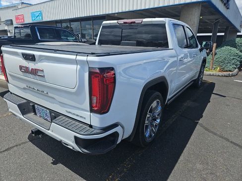Used 2023 GMC Sierra 1500 Denali w/ Denali Reserve Package AWD/4WD image 3